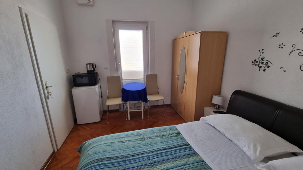 Apartments Villa Flamingo Makarska Extérieur photo