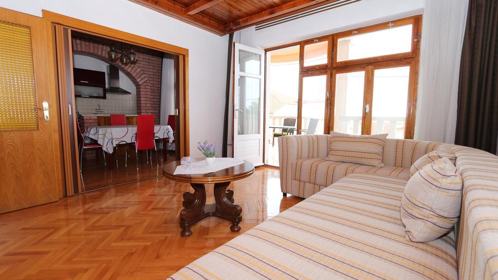 Apartments Villa Flamingo Makarska Extérieur photo